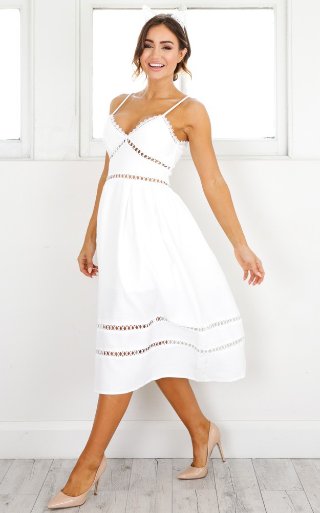 You're here Discover the perfect summer dress with ASOS. Shop for floral sundresses, cover-ups & long summer dresses for your essential holiday packing with ASOS.