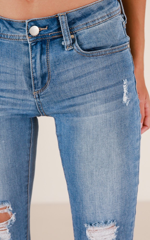 Amerie skinny jeans in mid wash | Showpo